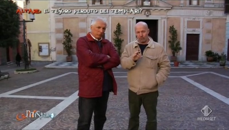 Quadri esoterici, Giorgio Baietti e Marco Berry in un fotogramma della puntata di Mistero girata in Valbormida