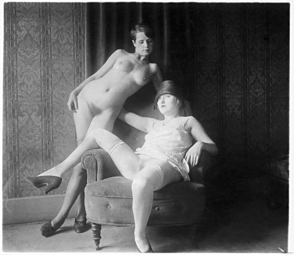foto di nudi parigini d'epoca